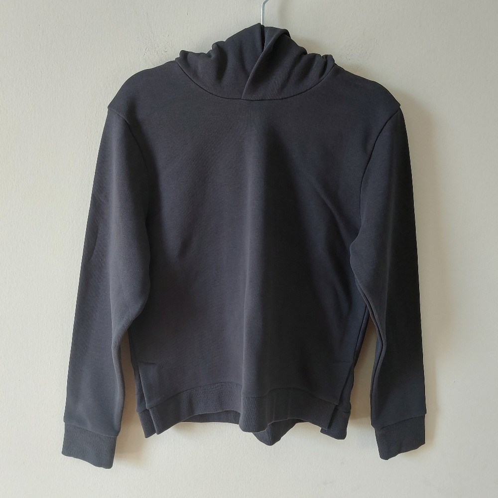 RYU Hoodie Sweatshirt Medium Black Ribbed Cuffs Hem Cozy Casual Top Pullover